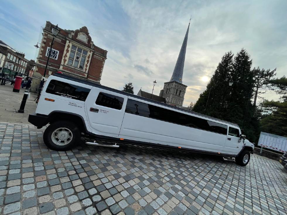 Anniversary Limo Hire in Liverpool